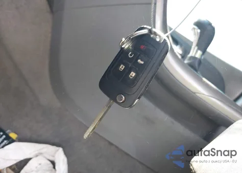 2013 Chevrolet Malibu 1Ls z USA, uszkodzony, nr VIN 1G11B5SA2DF155730